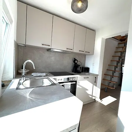 Maisonette Mit Whirlpool * Stuttgart